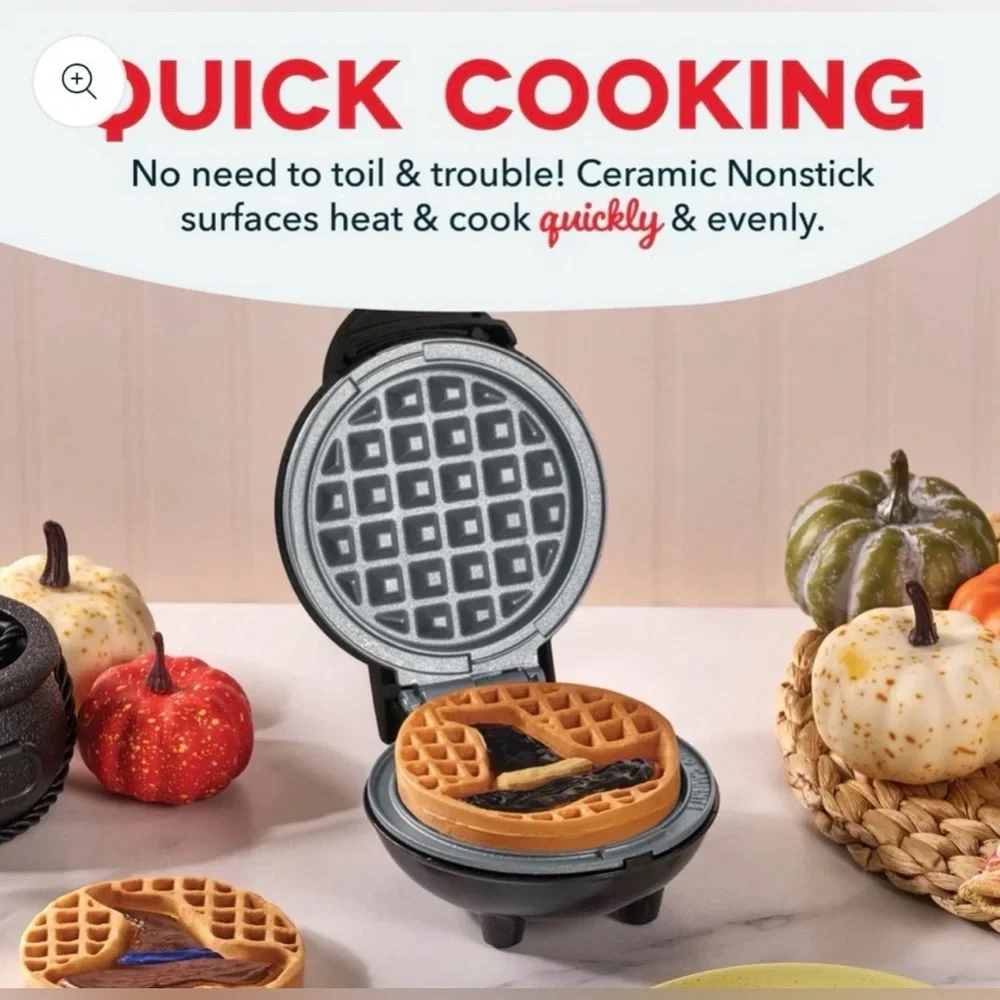 DASH NIB WITCH HAT MINI WAFFLE MAKER - Picture 4 of 4
